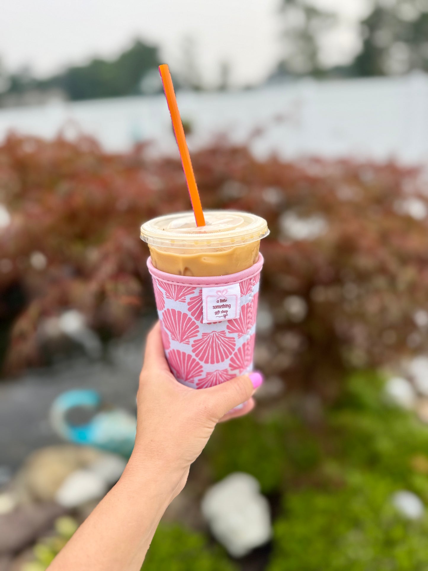 Coral Shells Coffee Sleeve – Medium (22–24 oz) 🪸🐚